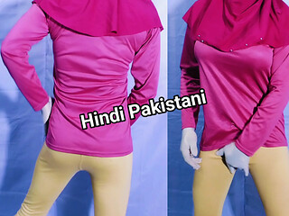 Pakistani beauty Riya is having fun naked inside the bus