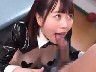 05629,A woman who is fucked and writhes in agony