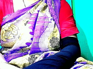 Exotic Desi Saree Tease - Sensual Blouse Boob Pressing (part 1) HD