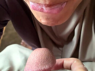 Crot in my stepsister&#039;s mouth when doggy her ass