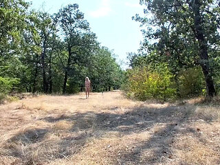 Slave Tih Entertains His Fans