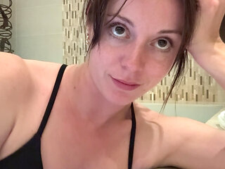 Jet Orgasm in a Spa!