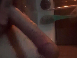Relaxing bathroom alone time