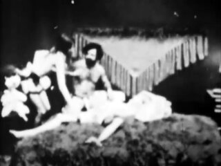 Big boobs Carmel does tit fucking