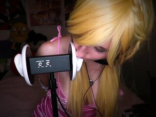 Hot amateur teen girl solos masturbation