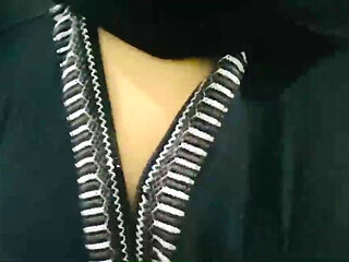 Indian Teacher Press Muslim Hijaby Girl Boobs