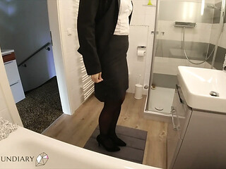 Married business wife gets boned hard in ripped pantyhose
