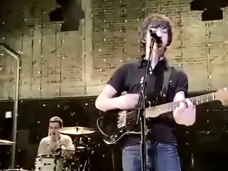 Arctic Monkeys - Do me a Favour