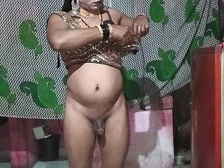 Madhuri Bhabhi Aaj Kali Sari Paheni Apni Gand 2 Andedali