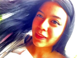 Amateur teen 18 sexy brunette