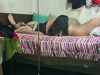 le sale leche ami mujer embarazada despues me chupa el culo cuatro