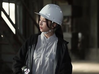Riri Nanatsumori gets a surprise creampie