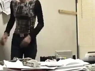 Amateur Brunette Secretary Squirting Blowjob Casting - French Vintage Fun