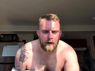 SWEATY Straight Guy POUNDING (BOTTOMPOV)