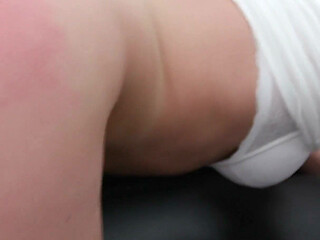 Horny Housewife - Wendy Moon