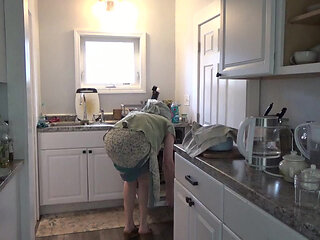 Housewife Serge Lusin. 2025