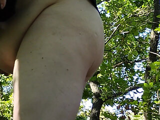 I Watch My Stepmom Masturbate Her Pussy in the Park Before Squirting