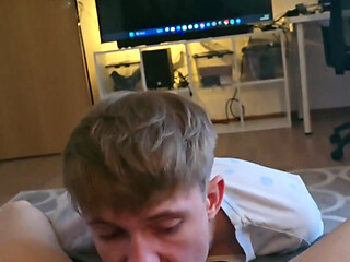 Gave a Blowjob to a Twink Student and Brought Him to Orgasm