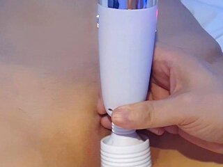 Sexy Brunette Teen Fingering Toying