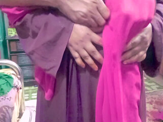 a nibroar beautiful  wife blowjobs and dogystile fucked  pussy.