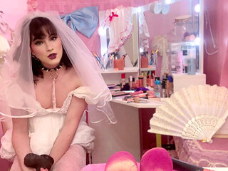 BNWO Sissy Bride Gooning