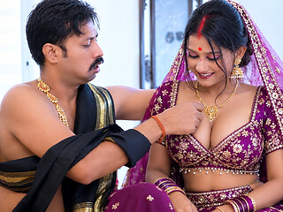Desi gao ke jamindar ne apni wife ko paisa ke lalach de kar alg alg tarike se chudai kiya hindi Desi full movie