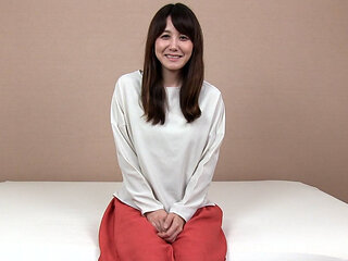 M986g01 a Neat and Clean Beautiful Office Lady Has Her Second Av Interview! Bold Masturbation in Front of the Camera! I Feel Lik