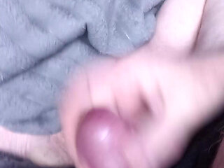 Cum spurting