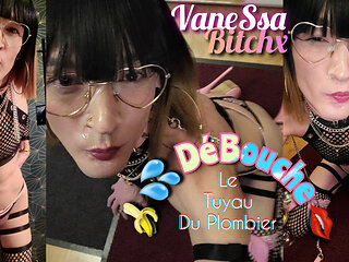 Vanessabitchx Unclogs the Plumber's Pipe. Like a Vide-couiles. Hard Mouth Fucking and Facial.