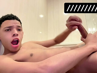 Muleke do PAUZ&Atilde_O LUCAXDOTADO falando putaria na c&acirc_mera