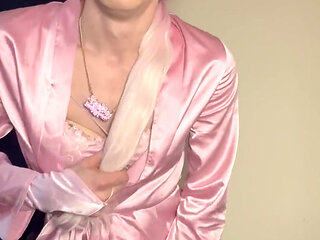 Jess Silk Rides Dildo