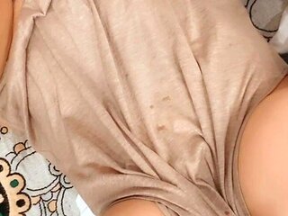 Big boobs milf masturbates with her dildo