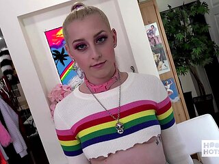 Melody Parkers Pussy Gushes Hard As Bryan Gozzling Pounds Her