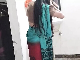 Step mother in low ko akele dekh kar ghar me hi pel diya