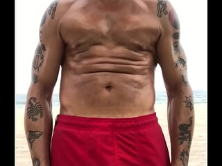 BEACH BODY BRO