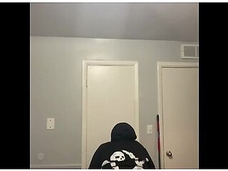 BBW ebony twerking for hungry admirers
