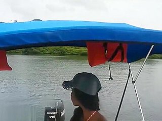 Driving my boat in Bocas Del Toro then Deepthroat Throa...