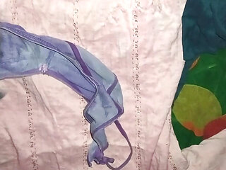 Hot gf's clothes made me squirm