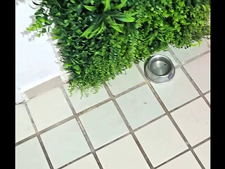 Cheguei de surpresa e tinha um carro na garagem, quando entre s&oacute_ ouvi os gemidos