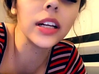 Hot amateur webcam teen masturbates for their fans