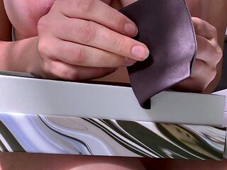 Brunette Solo Webcam Masturbation