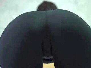 Blowjob Sounds and Pussy in Leggings Close Up