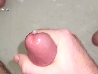 I sit on the side of the tub and cum some pee
