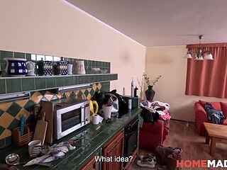 HomemadeXXX - Married Redhead with Big Tits Tammy Jean uses Handyman's Big Tool