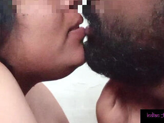 Indian Stepmom Kissing and Fucking