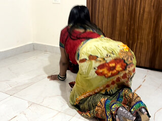 Desi indian saree wali maid fucked by her Besharam owner in doggy style with clear hindi audio