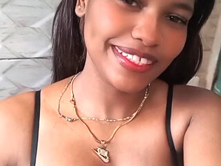 Between Desire and Temptation. I'm Not Thinking About It so Much, Just Look at Me