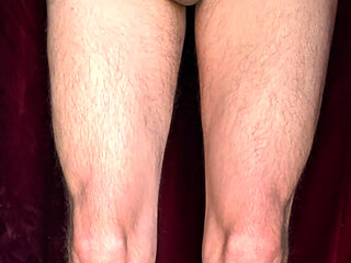 I Make You Stare At Me Cumming On My Pretty Legs