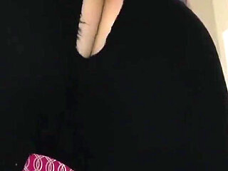 Ripping Turns Me on Masturbating and Orgasming