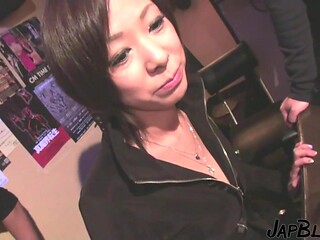 Osaka girl joins Chinese threesome fun
